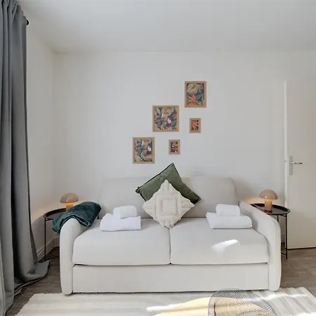 Cosy - 100m Gare De - Ideal *