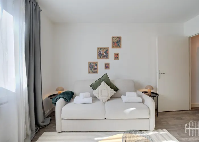 Cosy - 100m Gare De - Ideal *